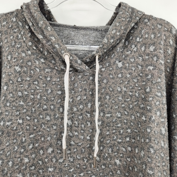 Livi Active Long Sleeve Hooded Pullover Womens Plus Size 22/24 Leopard Print - Picture 2 of 8
